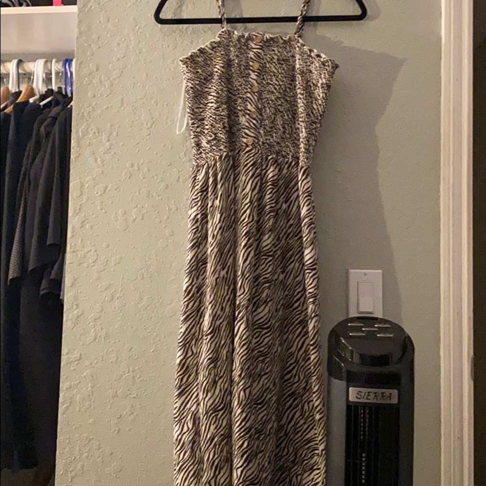 Midi dress with leopard print